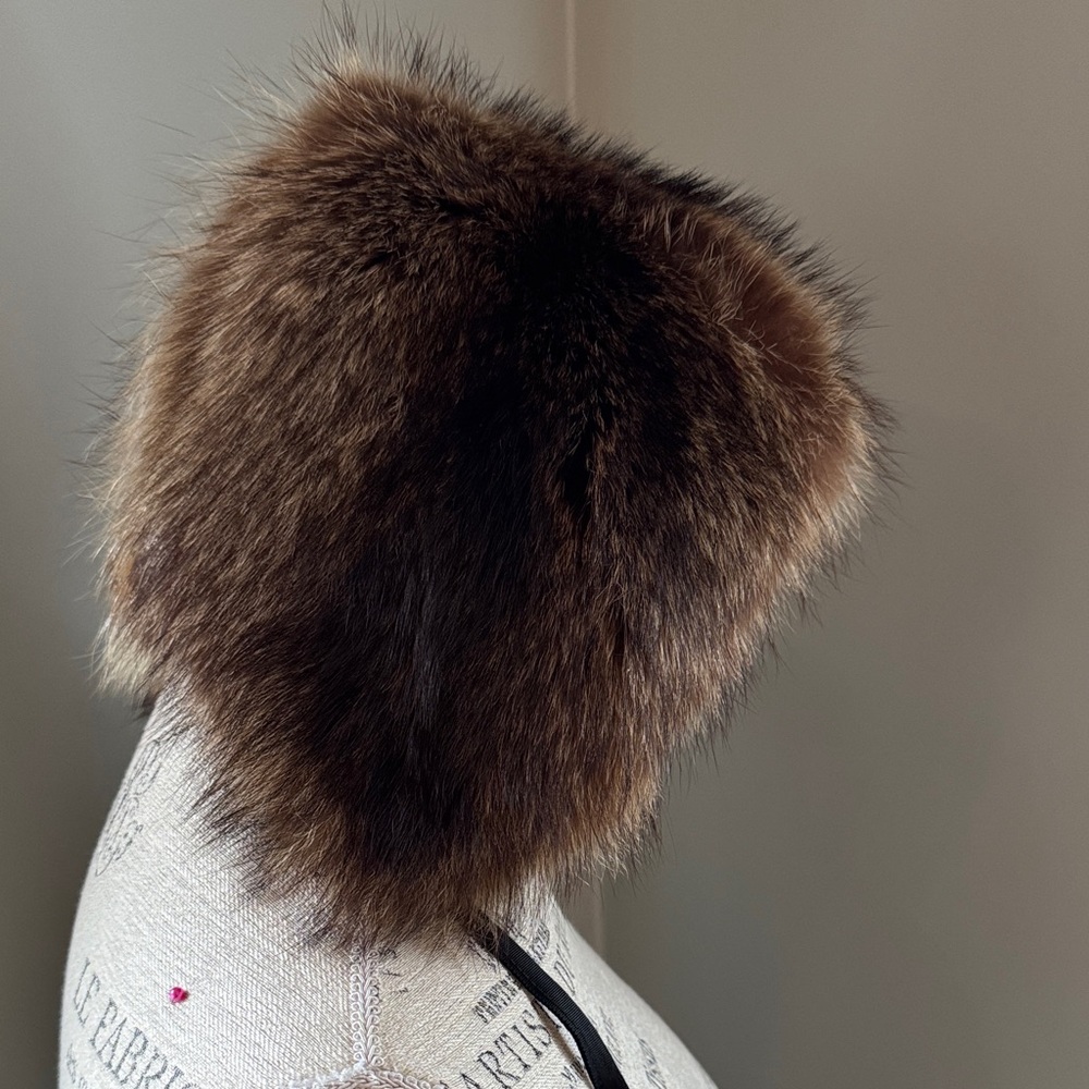 Charles‎ vintage racoon cap